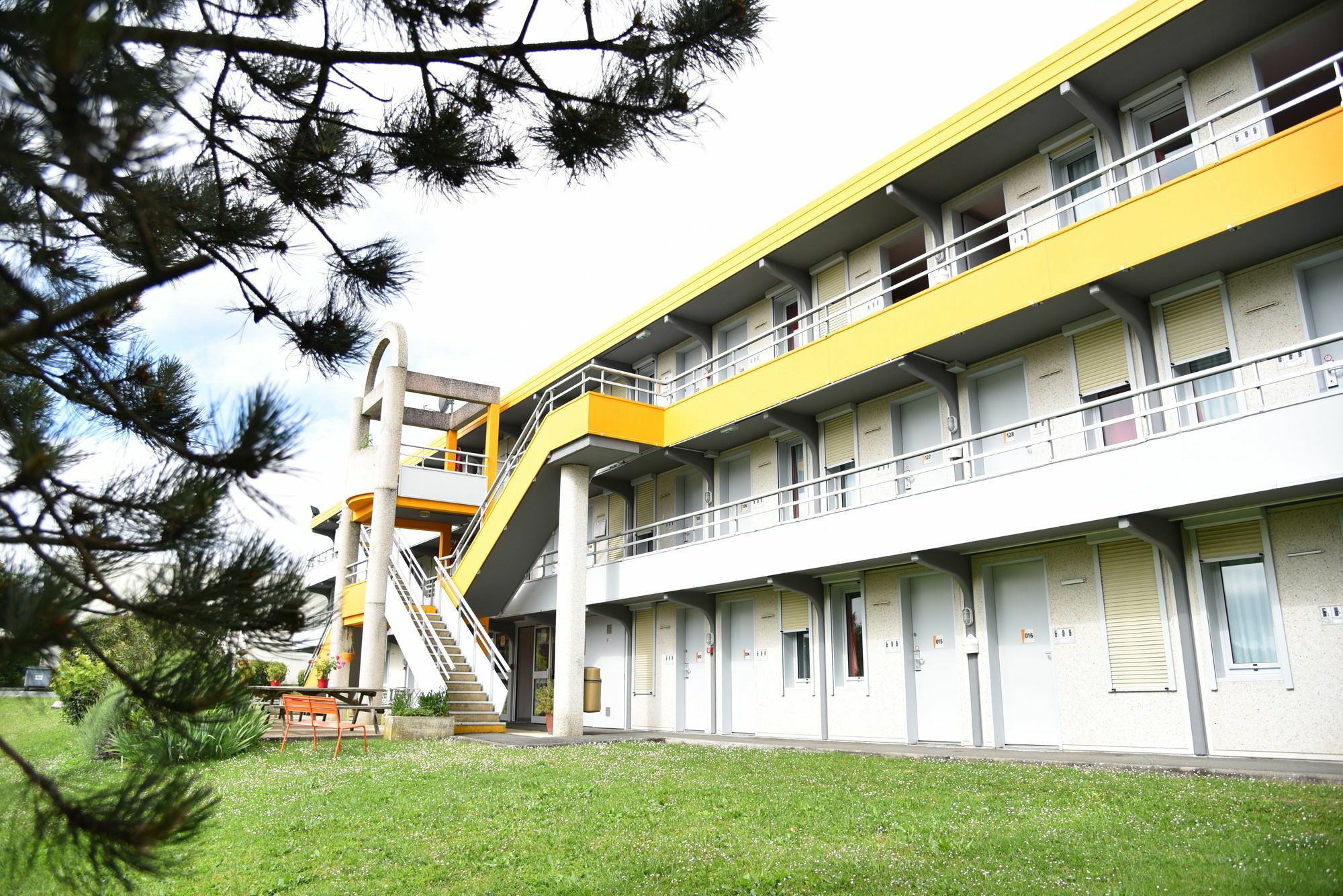 Premiere Classe Saintes Hotel Exterior photo